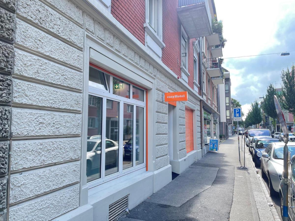 Easyhotel Limmatplatz होटल